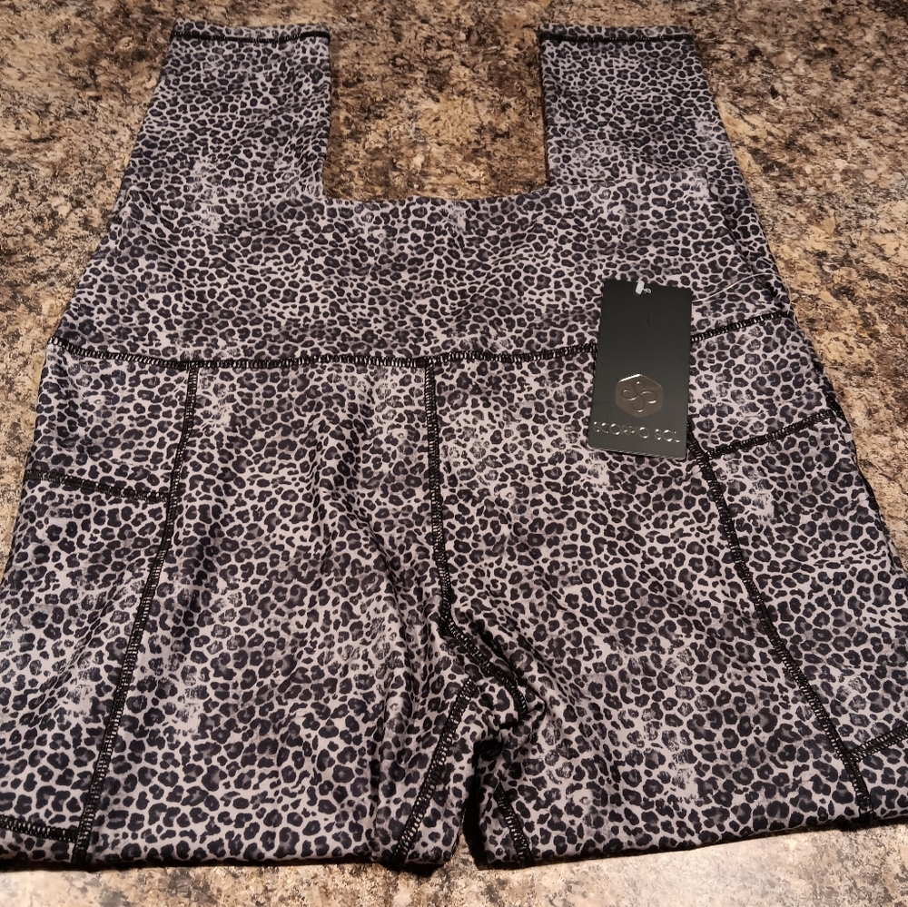 NEW SCORPIO SOL Leggings XL